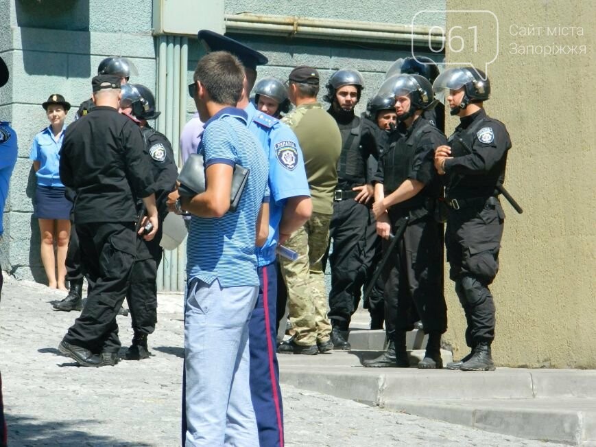 В запорожье митинг «Силы нации» разогнал «Правый сектор» (ВИДЕО, ФОТО) (фото) - фото 7