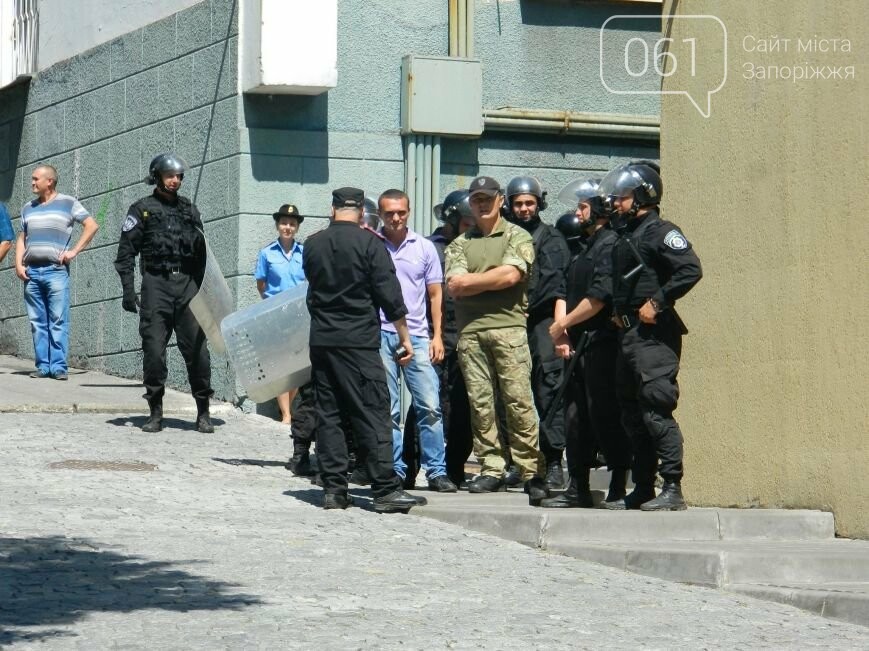 В запорожье митинг «Силы нации» разогнал «Правый сектор» (ВИДЕО, ФОТО) (фото) - фото 5