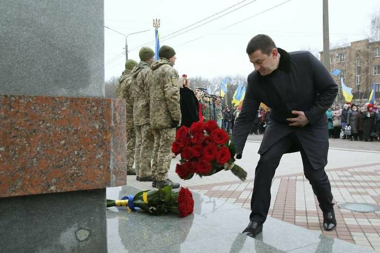  ����������� �������� ������� ������ 100 000 ������ 