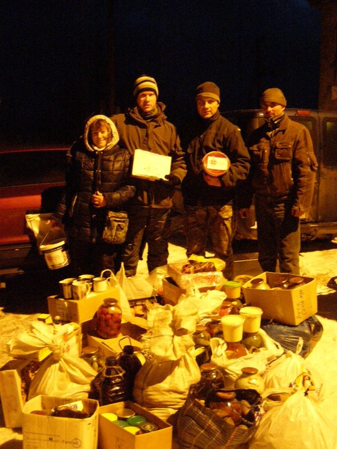 Запорожские журналисты и волонтеры привезли праздник артиллеристам (ФОТО) (фото) - фото 6