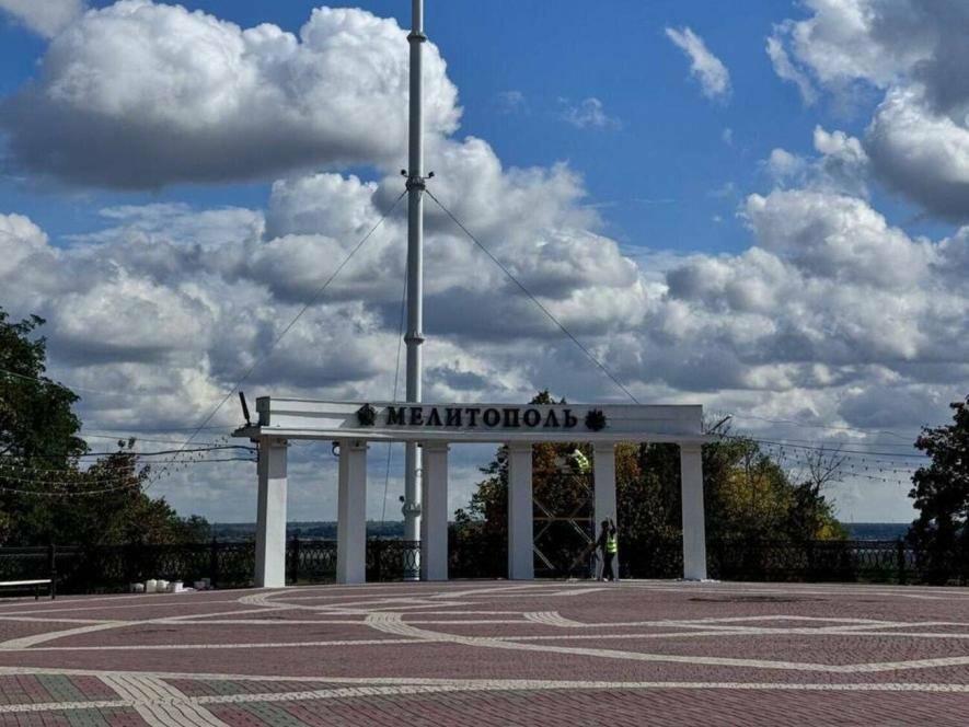 В окупованому Мелітополі готують нову хвилю «заселення» росіян, – рух «Жовта стрічка»