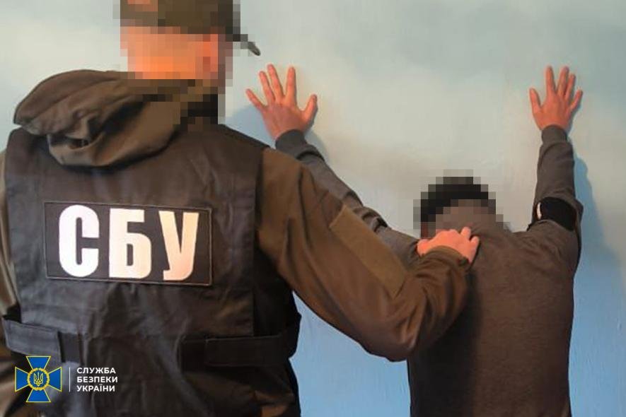 У Запоріжжі викрили шахраїв, які вкрали 8 млн гривень допомоги військовим