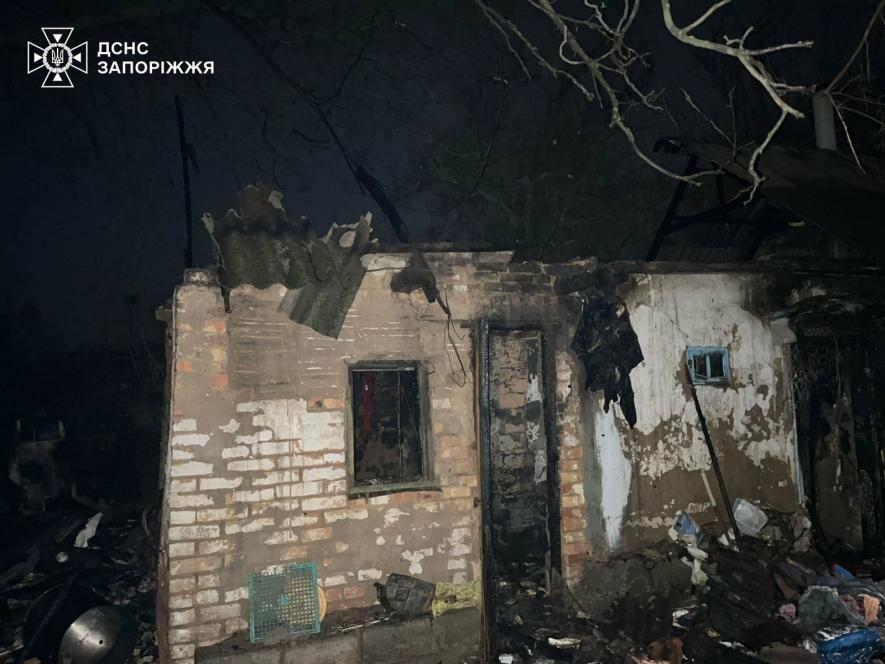 У Запорізькій області через коротке замикання згорів будинок
