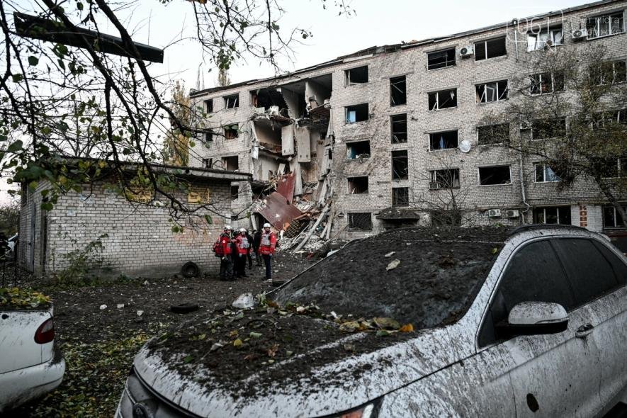 У Запоріжжі ще 84 родини отримають майже 6 мільйонів гривень компенсацій за пошкоджене обстрілами житло