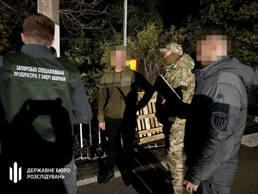На Запоріжжі викрили дезертира, який організував канал втечі військових за кордон