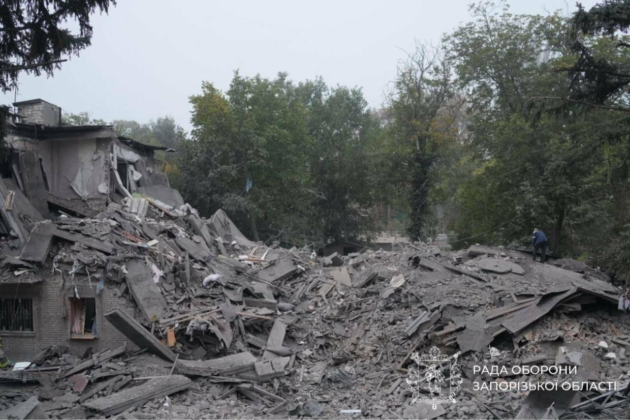 Пʼятеро людей загинули серед них дві дитини: наслідки авіаційного удару по Запоріжжю