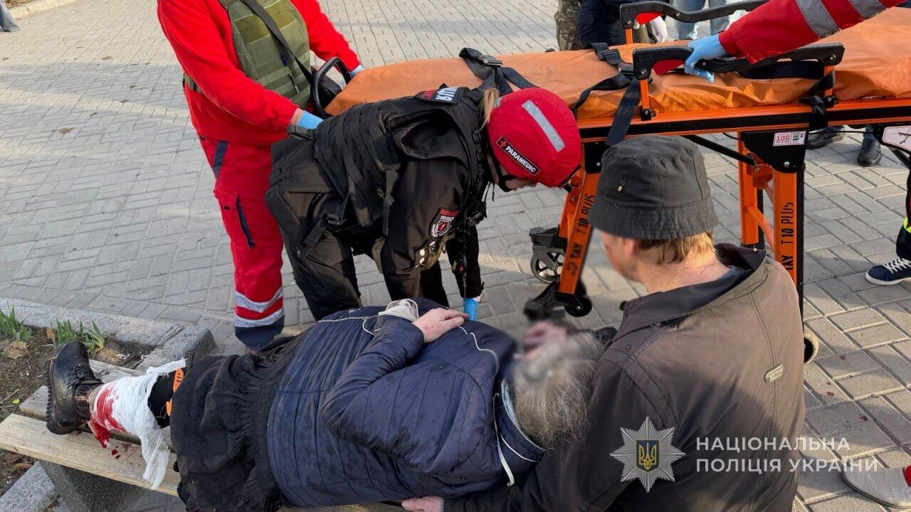 В поліції розповіли деталі вчорашніх атак по Запоріжжю та району, внаслідок яких загинули та були поранені люди
