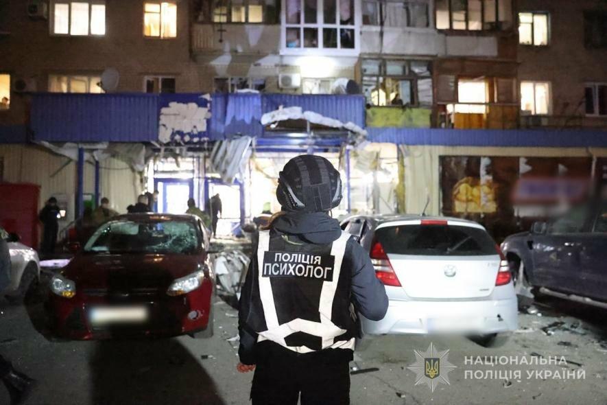 В поліції розповіли подробиці вечірньої ворожої атаки по Запоріжжю: ворог скерував дрон у багатоповерхівку