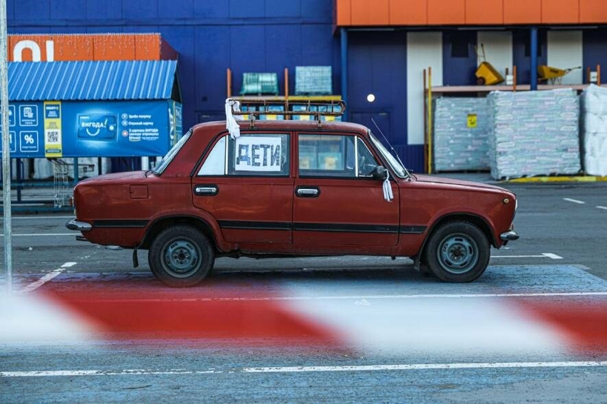 Російські військові не дають українським фахівцям укріпити дорогу в районі Кам’янського