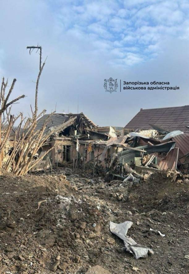 Росіяни вдарили по Запоріжжю КАБами: пошкоджено будинки, обмежено рух транспорту