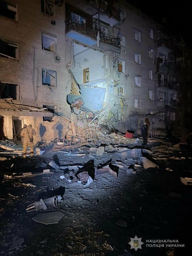 Росіяни скинули чотири ФАБи на селище Комишуваха: що відомо про наслідки