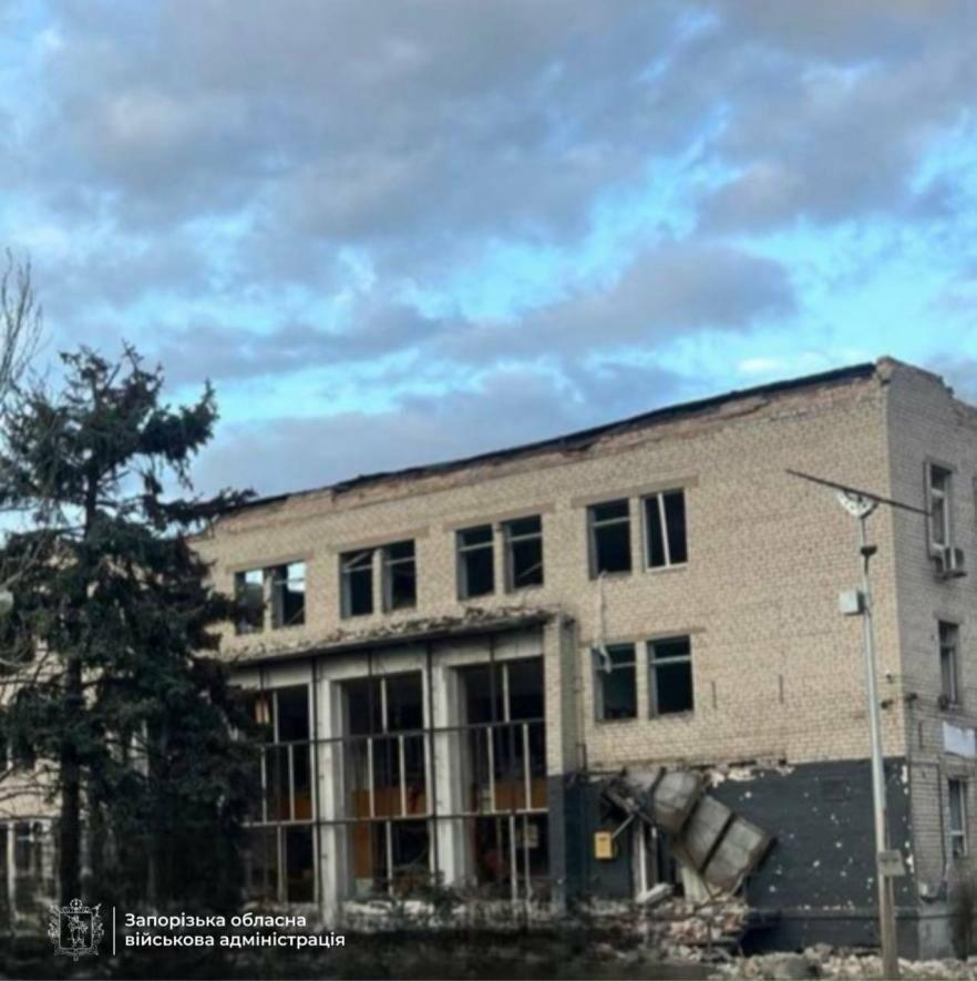 Ворог знову атакував Запорізький район: одна людина загинула, двоє - поранені