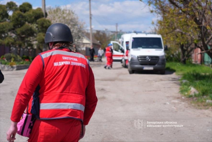 Внаслідок удару по Запоріжжю виникла пожежа, одна людина постраждала