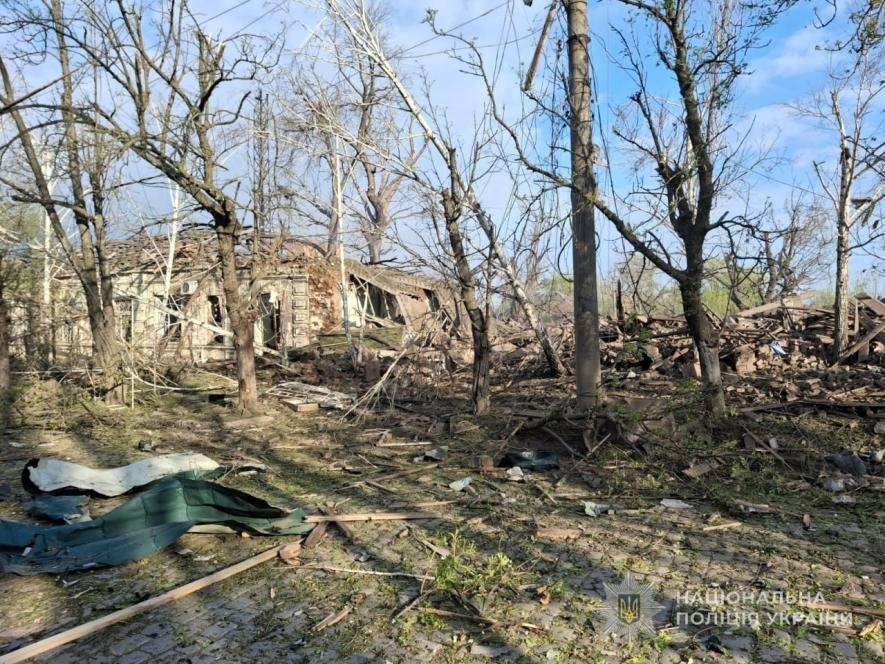 В поліції розповіли подробиці ворожих атак, під час яких зазнали поранень люди, один чоловік загинув