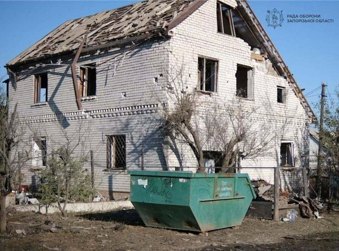 Ворог наніс 771 удар по Запорізькій області, в районі поранено троє людей