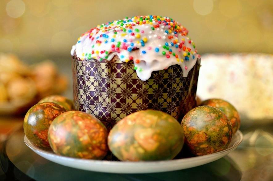 Без скупчень і з укриттями: як у Запоріжжі цього року організують богослужіння і освячення великодніх кошиків