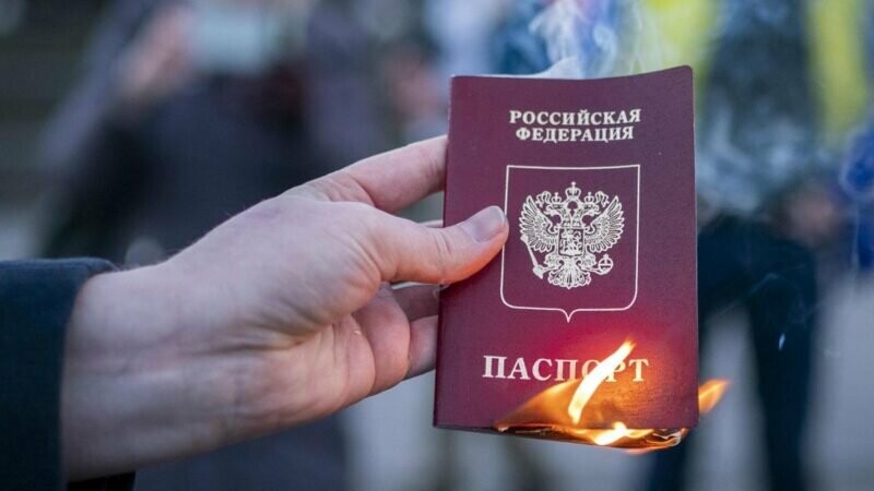 Окупанти обіцяють школярам спрощене отримання водійських посвідчень за отримання російського паспорта, - ЦНС