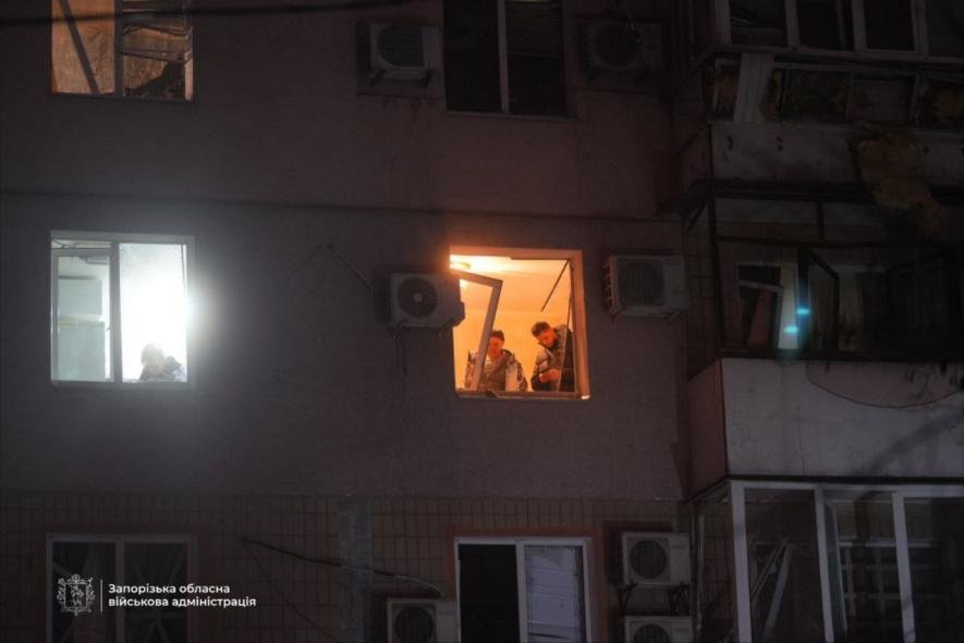 У Запоріжжі внаслідок ворожої атаки пошкоджено щонайменше 12 житлових будинків