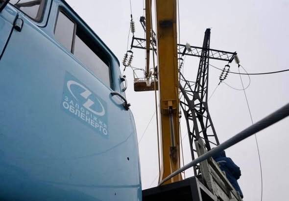 Під час відновлення світла в Запоріжжі стався повторний обстріл: є нові пошкодження