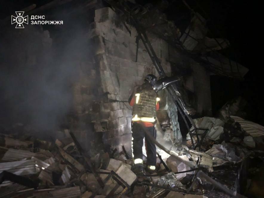 У Запоріжжі та області після обстрілів сталося дев’ять пожеж: є загиблі та поранені