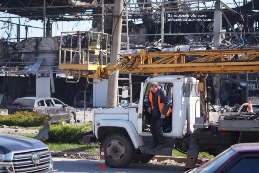 Внаслідок вчорашньої атаки по Запоріжжю до медиків звернулось 45 людей