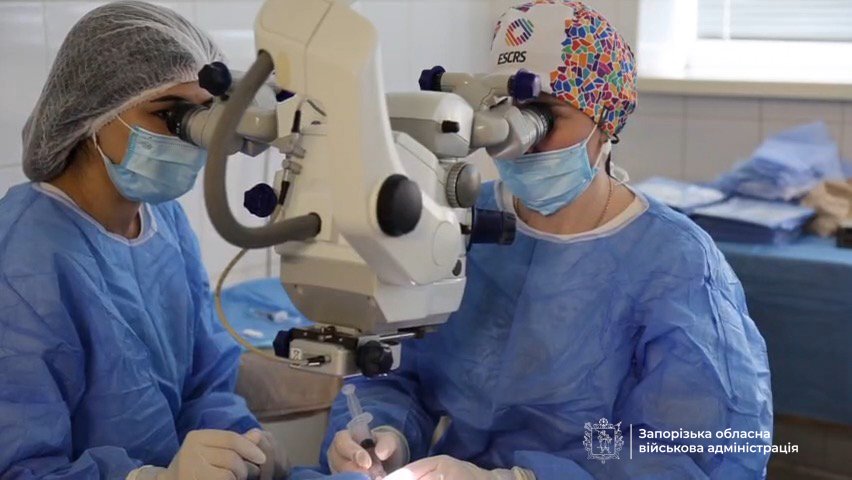 У Запоріжжі почали безоплатно відновлювати зір ветеранам, які втратили його через війну