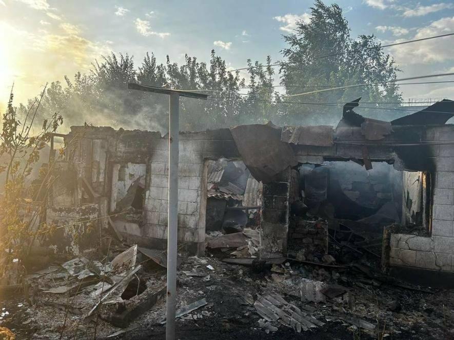 У селищі Запорізької області після ворожої атаки поранено чоловіка