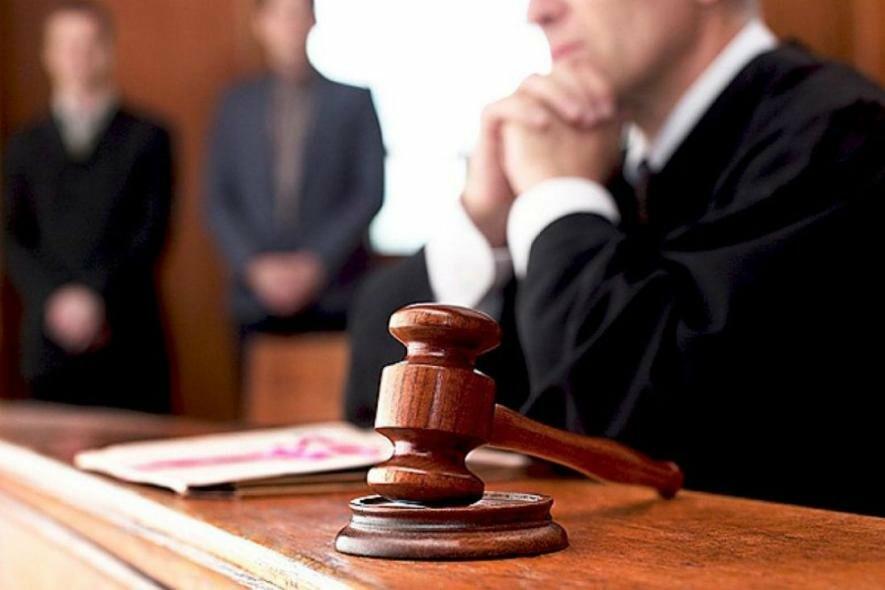 У Запоріжжі судитимуть двох колишніх поліцейських, які брали хабарі з водіїв та військових