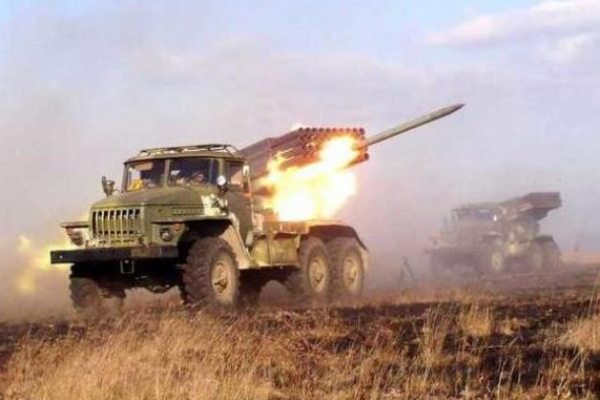 Ворог атакував Запорізьку область групою БПЛА, бив ракетами та артилерією