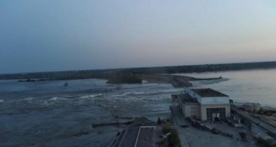 Росіяни підірвали Каховську ГЕС