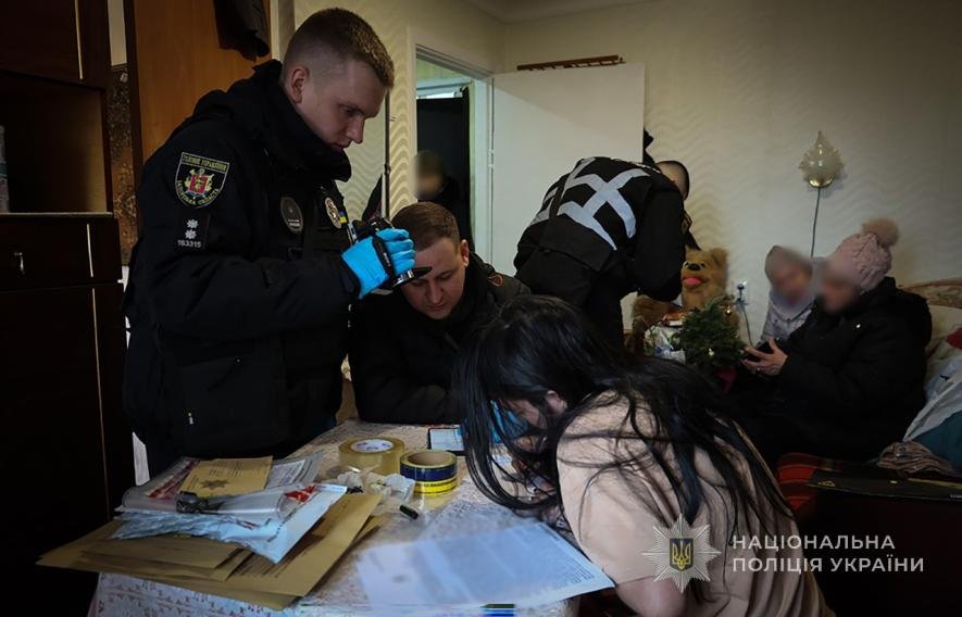 У Запоріжжі жінку підозрюють у продажі немовляти родині з Ужгорода