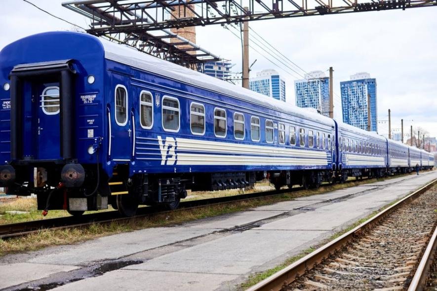 Укрзалізниця продовжує автобусні трансфери між Дніпром і Запоріжжям