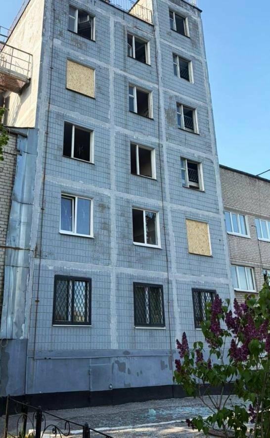 Ворог пошкодив будівлю "Запоріжжяобленерго"