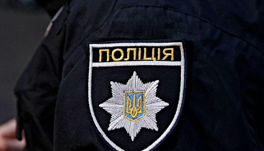У Запоріжжі пʼяний військовослужбовець поранив з пістолета підлітка і чоловіка