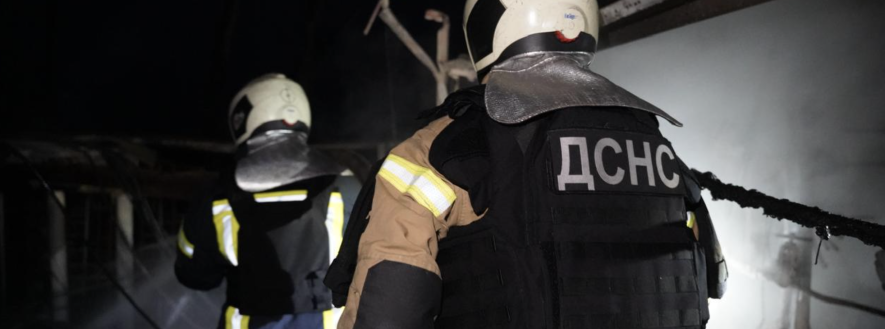 У Запорізькій області через ворожу атаку зайнявся склад