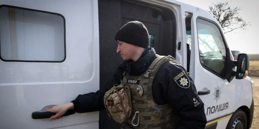 У Запорізькому районі поліцейські провели евакуацію пʼятьох людей