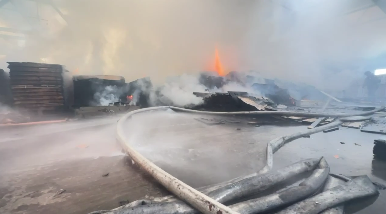У Запоріжжі внаслідок російського удару по складському приміщенню загинув чоловік