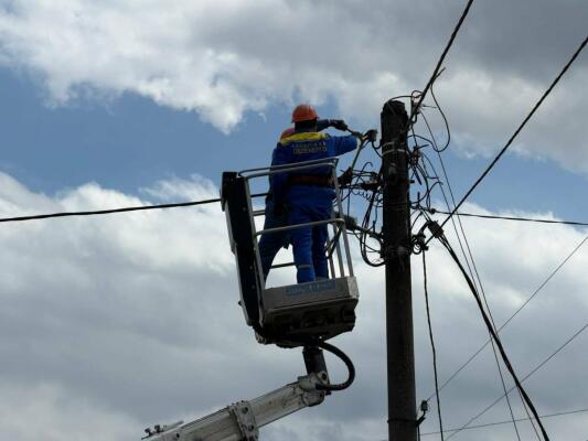 У Запорізькій області відновили електропостачання понад 6 тисяч споживачів після ворожих атак