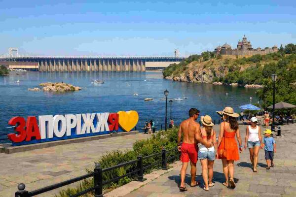 Прогноз погоди в Запоріжжі на 7 серпня: спекотний день під ясним небом