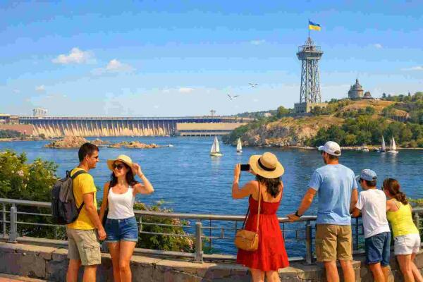 Прогноз погоди в Запоріжжі на 13 серпня: ясний та теплий день