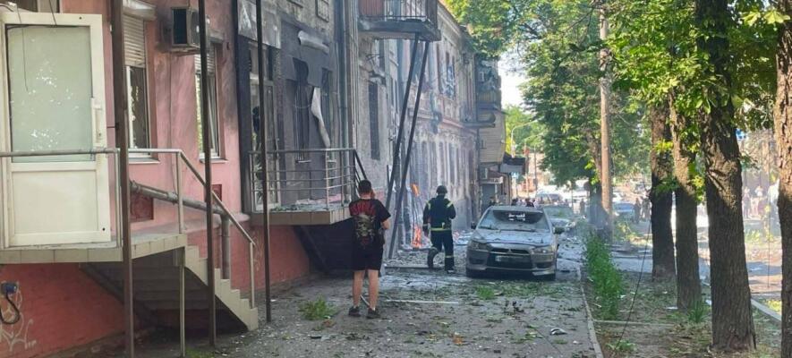 Ворог атакував Запоріжжя, є влучання
