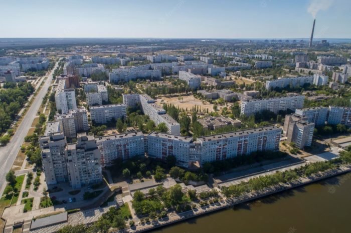Окупанти мінують територію поблизу Енергодару – місцевих жителів закликають бути обережними