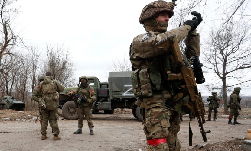 До окупованого Мелітополя привезли російських піарників, які створюють масовку на підтримку “референдуму”