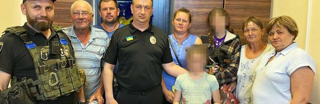 Вийшли пішки: подробиці евакуації родини з дітьми зі звільненого села на Запоріжжі 