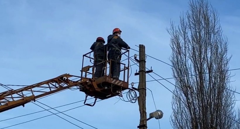 У Запорізькій області через обстріли знеструмило 4,2 тисячі осель