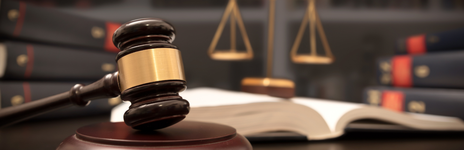 У Запоріжжі суд відправив в тюрму на три роки вчителя інформатики за незаконне зберігання зброї