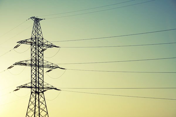У Запорізькому районі через обстріл виникли перебої з електропостачанням