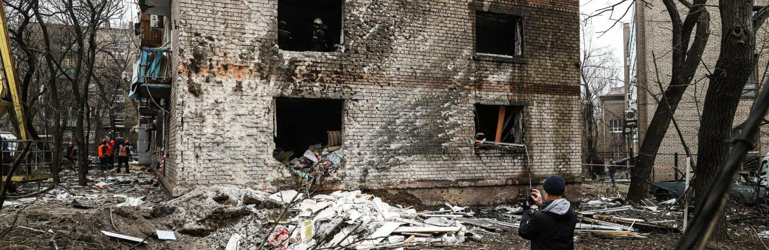 Родини запоріжців, які втратили житло внаслідок обстрілів, отримуватимуть по 10 тисяч гривень щомісячно