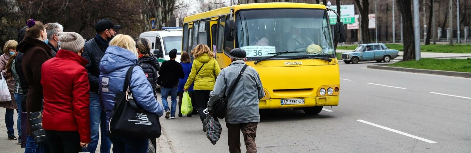 В Запоріжжі транспорт працюватиме довше та відновлено роботу одного автобусного маршруту 