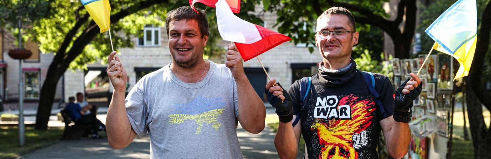 Польський волонтер приїхав велосипедом до Запоріжжя аби зібрати гроші на медичне обладнання 